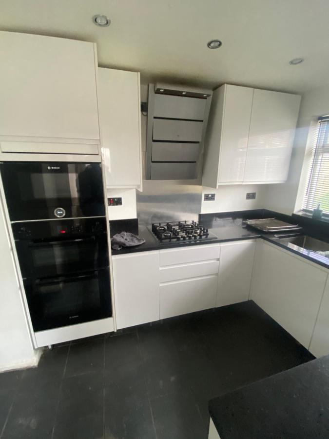 Theldon Apartment Luton  Luaran gambar