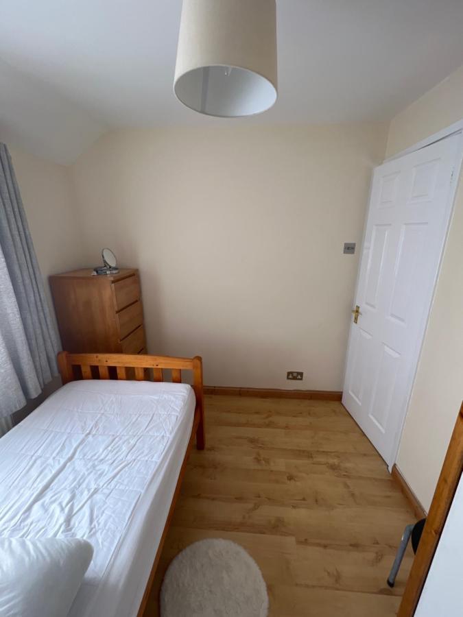 Theldon Apartment Luton  Luaran gambar
