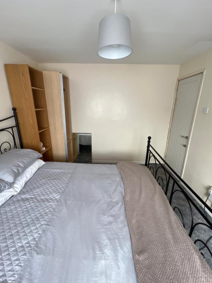 Theldon Apartment Luton  Luaran gambar