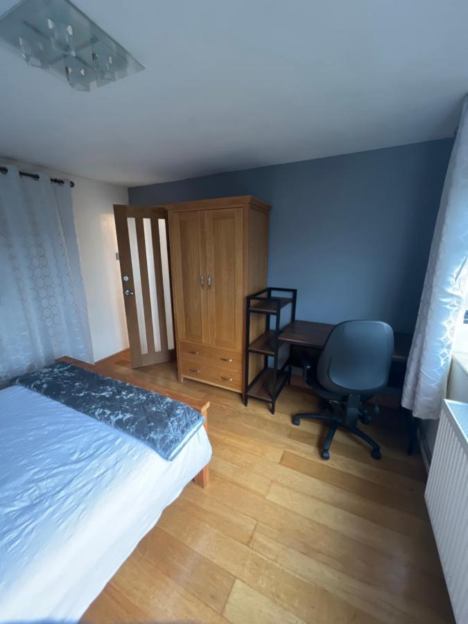 Theldon Apartment Luton  Luaran gambar